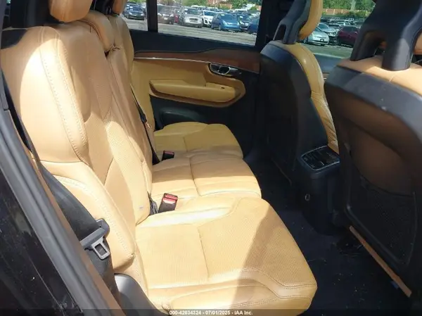 YV4A22PL8H1112512 2017 VOLVO XC90 - Image 8