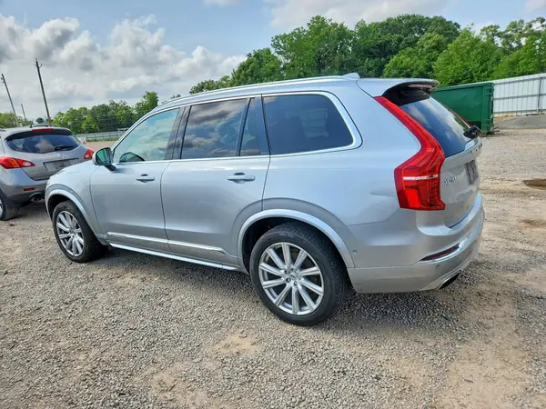 YV4A22PL8H1132288 2017 VOLVO XC90 - Image 2