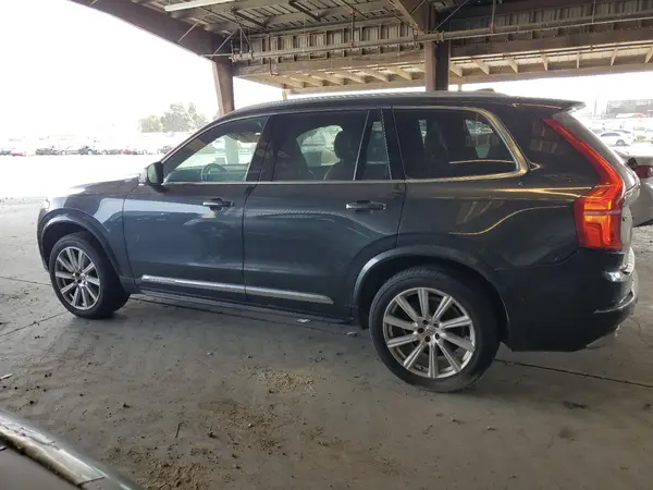 YV4A22PL8H1135790 2017 VOLVO XC90 - Image 2