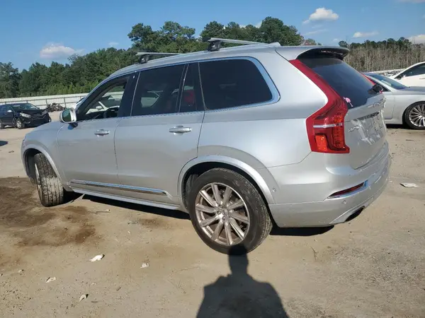 YV4A22PL8H1142528 2017 VOLVO XC90 - Image 2