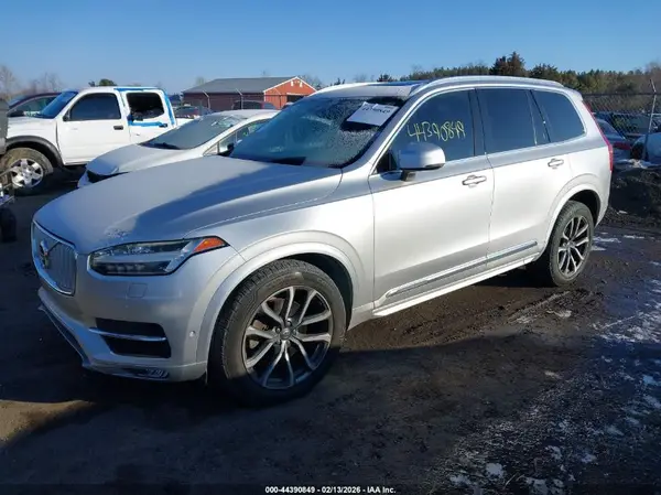 YV4A22PL8H1149897 2017 VOLVO XC90 - Image 2