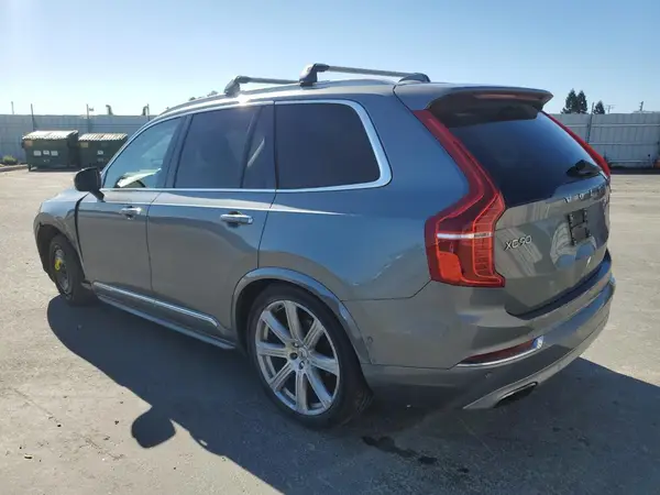 YV4A22PL8H1150208 2017 VOLVO XC90 - Image 2