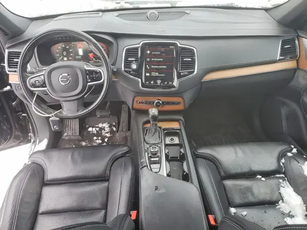 YV4A22PL8H1184648 2017 VOLVO XC90 - Image 8