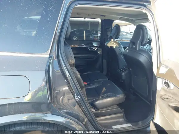 YV4A22PL8H1186979 2017 VOLVO XC90 - Image 8
