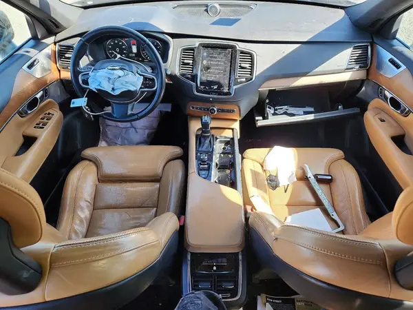 YV4A22PL8J1200417 2018 VOLVO XC90 - Image 8