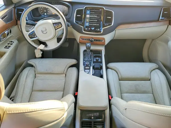 YV4A22PL8J1207819 2018 VOLVO XC90 - Image 8