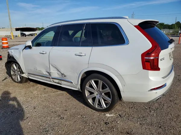 YV4A22PL8J1367019 2018 VOLVO XC90 - Image 2