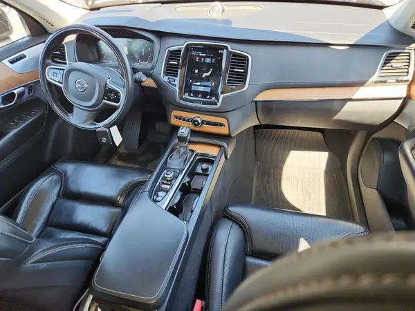 YV4A22PL8K1432839 2019 VOLVO XC90 - Image 8