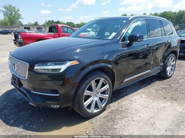 YV4A22PL8K1441427 2019 VOLVO XC90 - Image 2