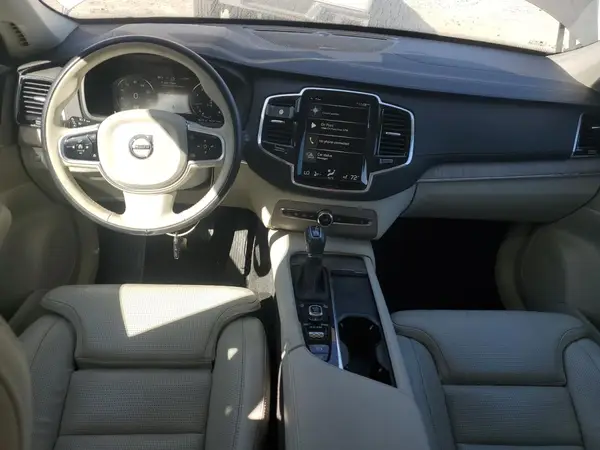 YV4A22PL8M1745229 2021 VOLVO XC90 - Image 8