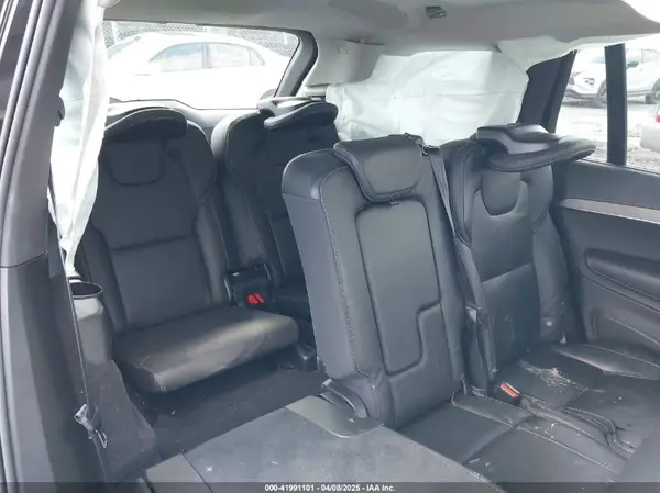 YV4A22PL8M1770292 2021 VOLVO XC90 - Image 8