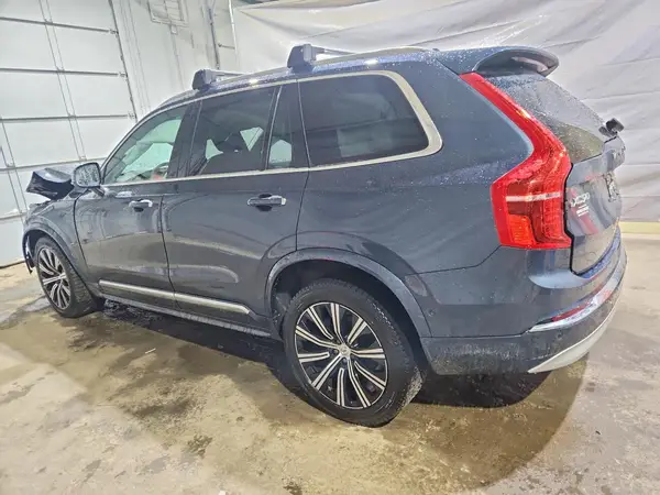 YV4A22PL8N1865615 2022 VOLVO XC90 - Image 2