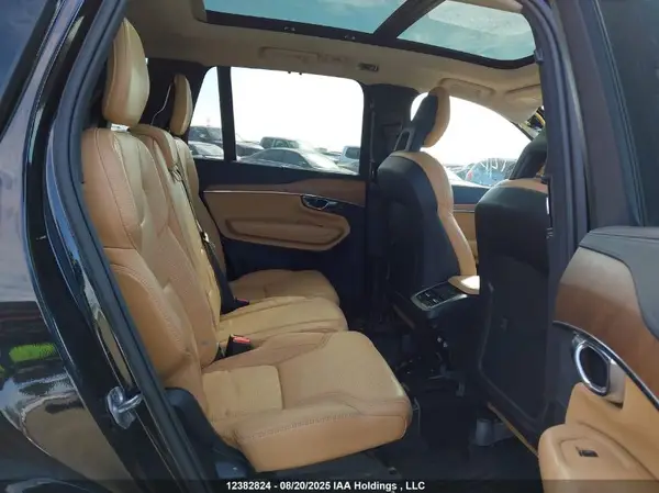 YV4A22PL9G1023983 2016 VOLVO XC90 - Image 8