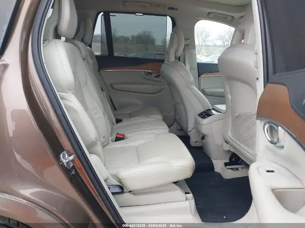 YV4A22PL9G1024888 2016 VOLVO XC90 - Image 8