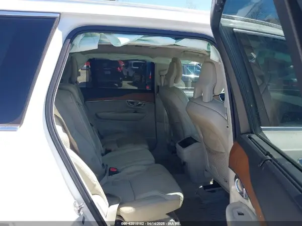 YV4A22PL9G1035907 2016 VOLVO XC90 - Image 8