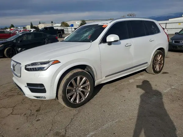 YV4A22PL9H1140674 2017 VOLVO XC90 - Image 1