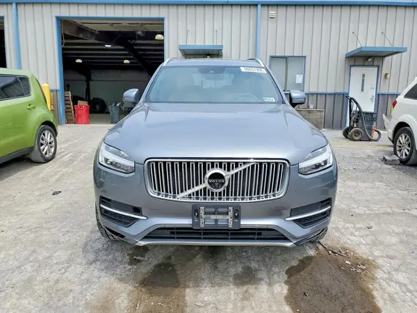 2017 VOLVO XC90 COPART lot 56631306 auction photo 5