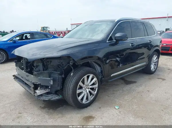 YV4A22PL9J1194899 2018 VOLVO XC90 - Image 2