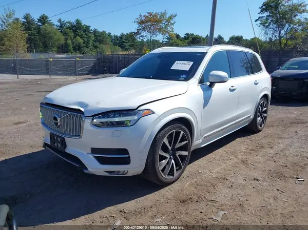 YV4A22PL9J1209482 2018 VOLVO XC90 - Image 2