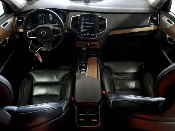 YV4A22PL9J1215847 2018 VOLVO XC90 - Image 8