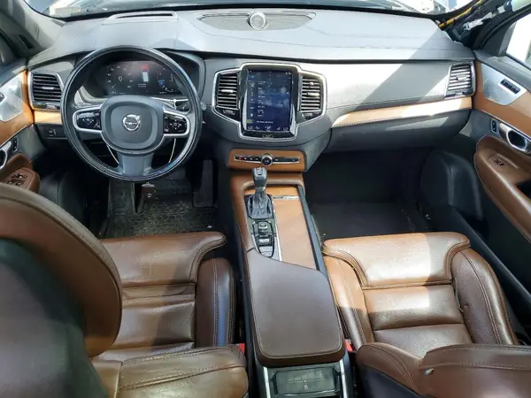 YV4A22PL9J1320257 2018 VOLVO XC90 - Image 8