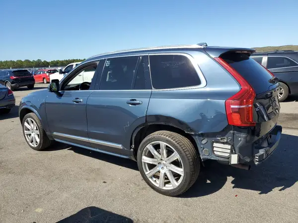 YV4A22PL9J1370141 2018 VOLVO XC90 - Image 2