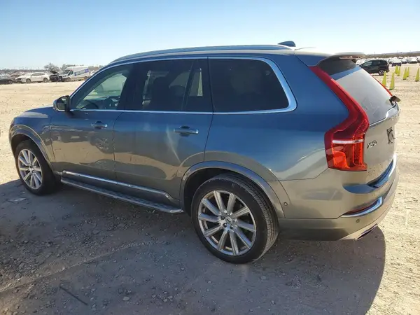 YV4A22PL9J1373072 2018 VOLVO XC90 - Image 2