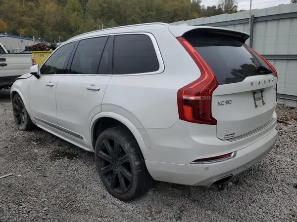 YV4A22PL9J1375341 2018 VOLVO XC90 - Image 2