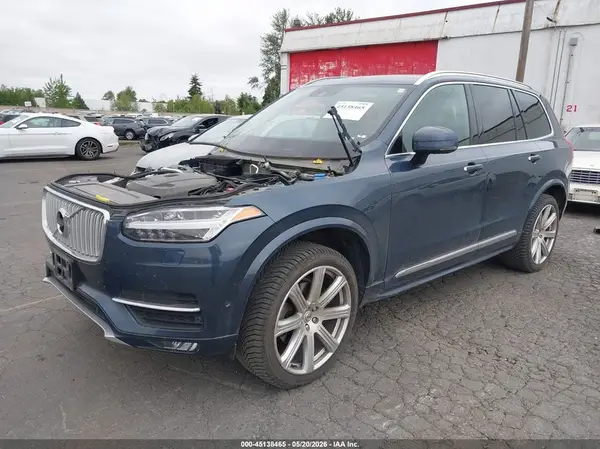 YV4A22PL9K1420439 2019 VOLVO XC90 - Image 2