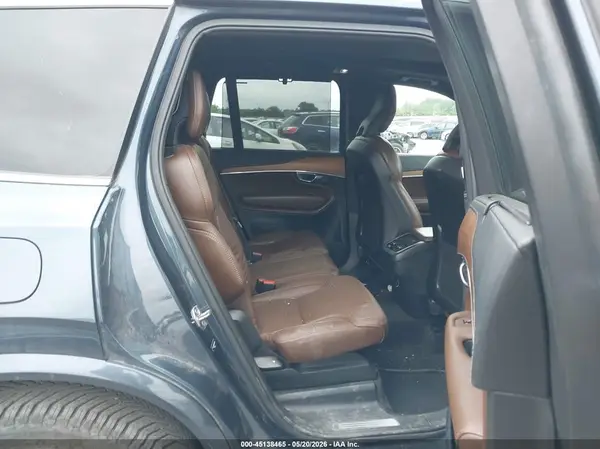 YV4A22PL9K1420439 2019 VOLVO XC90 - Image 8