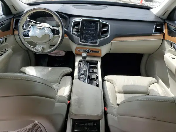 YV4A22PL9K1440609 2019 VOLVO XC90 - Image 8