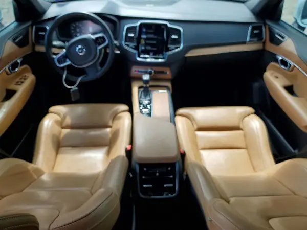 YV4A22PL9K1445874 2019 VOLVO XC90 - Image 8