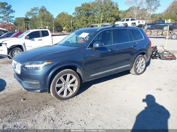 YV4A22PL9K1470399 2019 VOLVO XC90 - Image 2