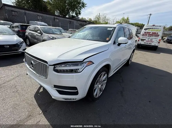 YV4A22PL9K1473710 2019 VOLVO XC90 - Image 2