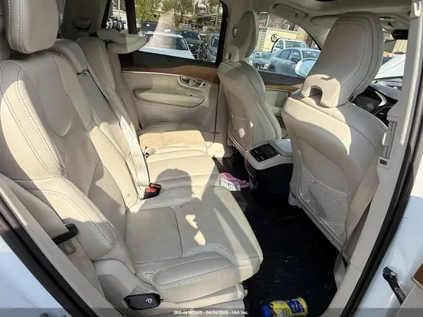 YV4A22PL9K1473710 2019 VOLVO XC90 - Image 8