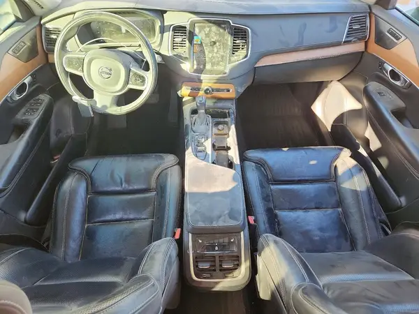 YV4A22PL9L1551291 2020 VOLVO XC90 - Image 8