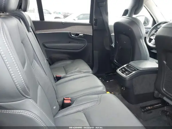 YV4A22PL9L1583593 2020 VOLVO XC90 - Image 8