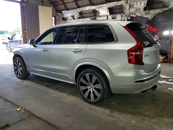 YV4A22PL9M1689897 2021 VOLVO XC90 - Image 2