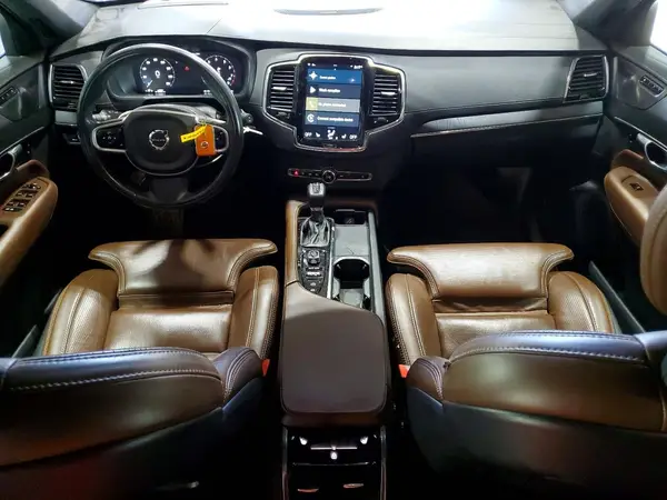 YV4A22PL9M1689897 2021 VOLVO XC90 - Image 8