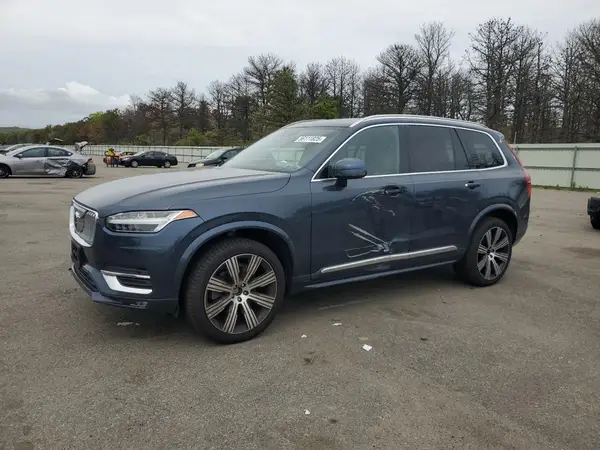 YV4A22PL9N1833773 2022 VOLVO XC90 - Image 1