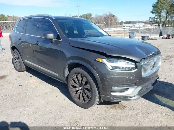 YV4A22PL9N1868863 2022 VOLVO XC90 - Image 1