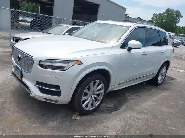 YV4A22PLXG1015164 2016 VOLVO XC90 - Image 2