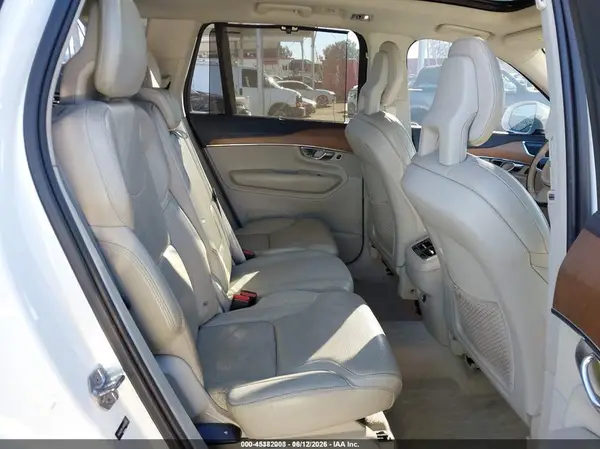 YV4A22PLXG1020736 2016 VOLVO XC90 - Image 8
