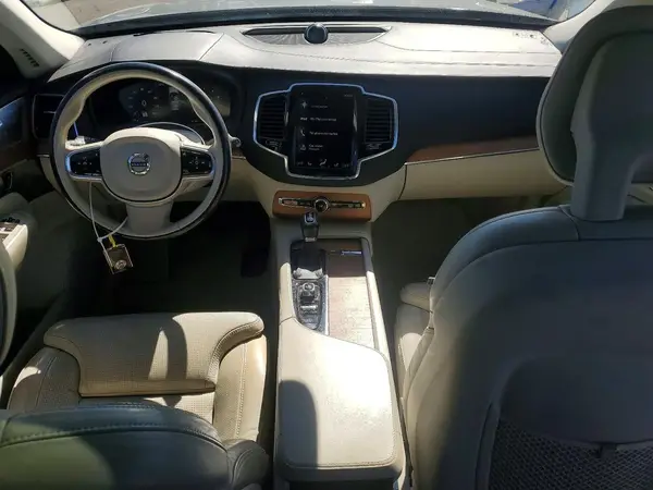 YV4A22PLXG1027511 2016 VOLVO XC90 - Image 8