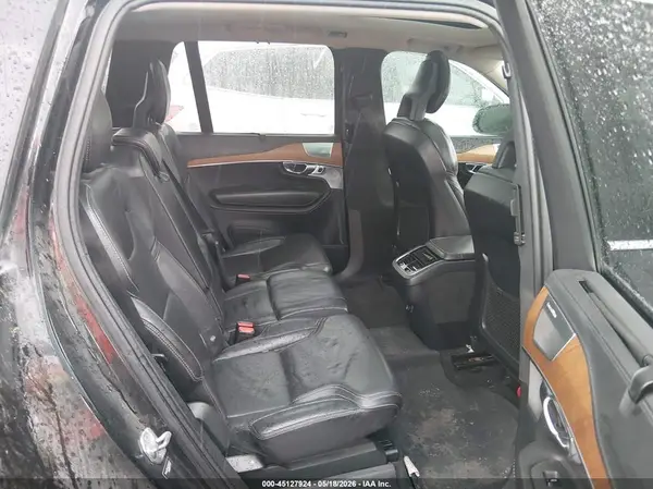 YV4A22PLXG1048231 2016 VOLVO XC90 - Image 8