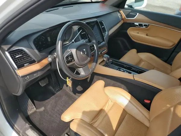 YV4A22PLXG1061187 2016 VOLVO XC90 - Image 8