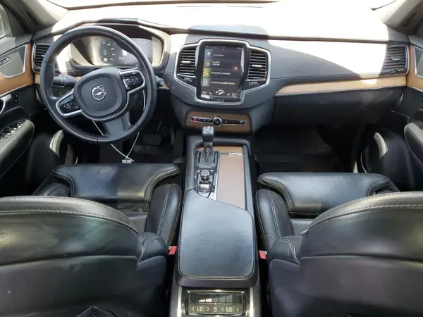 YV4A22PLXG1083352 2016 VOLVO XC90 - Image 8
