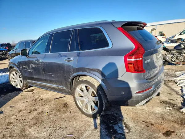 YV4A22PLXH1108249 2017 VOLVO XC90 - Image 2