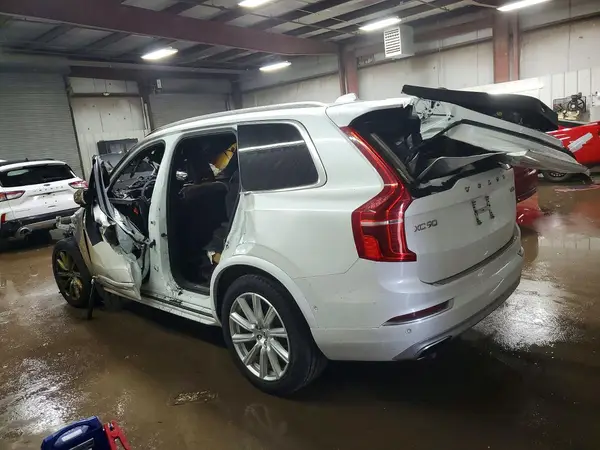 YV4A22PLXH1149545 2017 VOLVO XC90 - Image 2