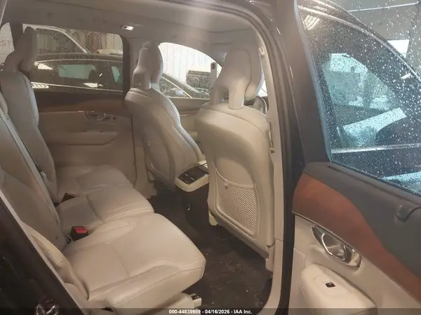 YV4A22PLXH1154244 2017 VOLVO XC90 - Image 8